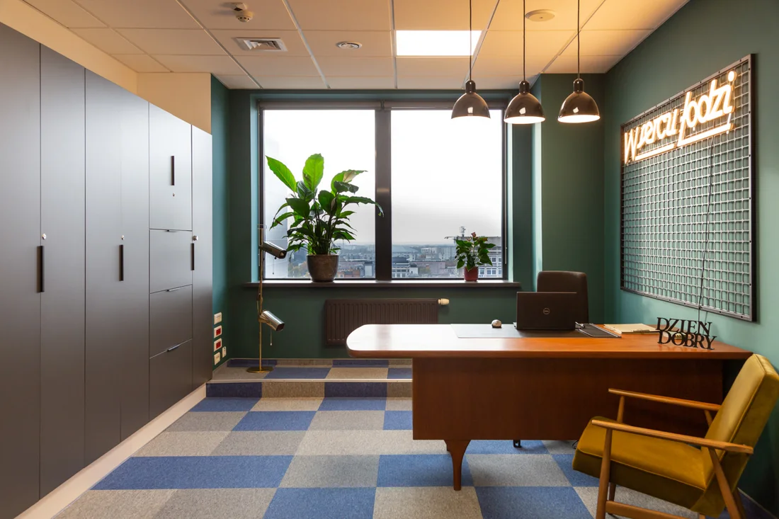 Biurowiec na wynajem w Łodzi