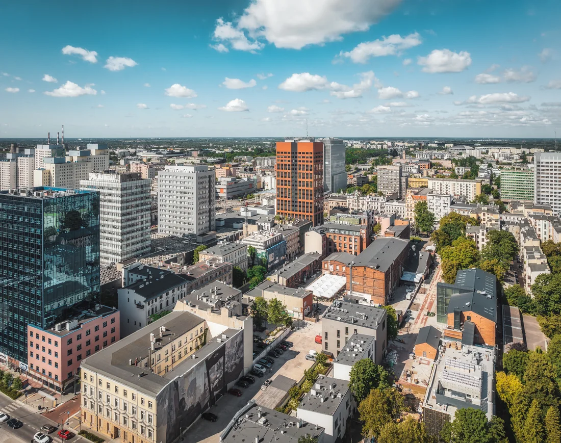 Biurowiec na wynajem w Łodzi