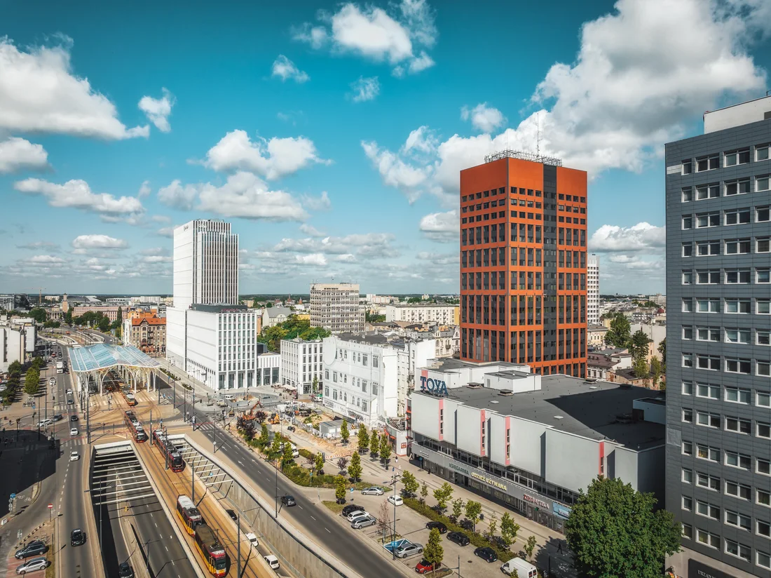 Biurowiec na wynajem w Łodzi