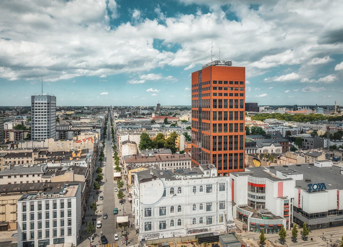 Biurowiec na wynajem w Łodzi